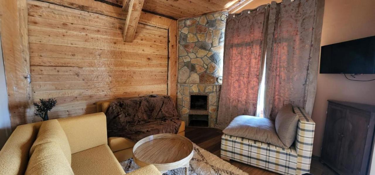 Chalets-Appartements Tourtite Ifrane  Exterior photo